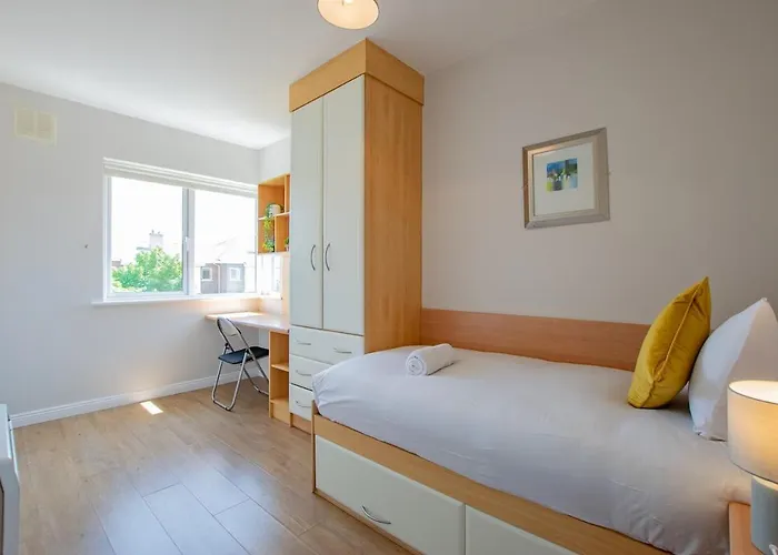 Spacious 4 Bed In Limerick Junction